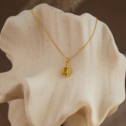 Natural Peridot Gold Necklace, 14K Gold Vermeil Peridot Vintage Pendant Jewelry, Birthday Gifts for Her