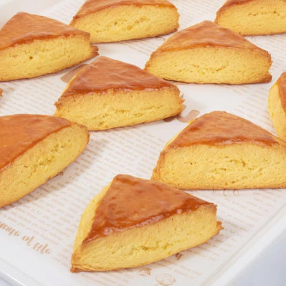 Scone Pan Silicone Molds,Scone Pans for Baking,12-Cavity Nonstick Large Silicone Mold for Scone,Pizza Slice Baking,Corn Bread,Mousse Cake